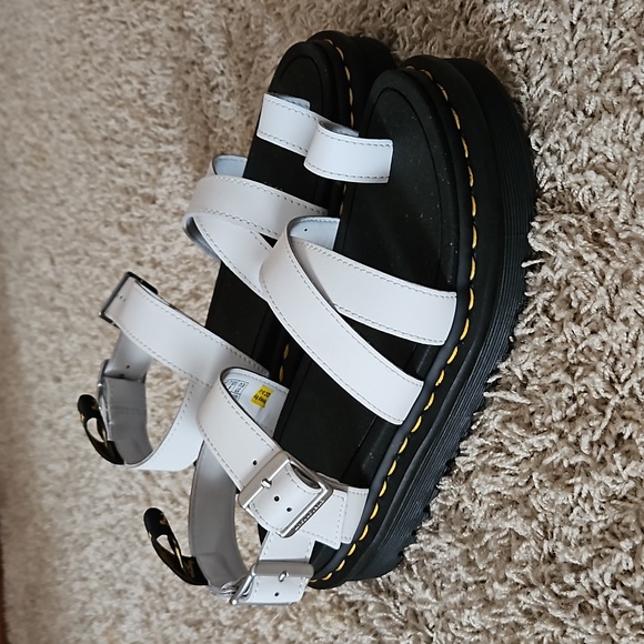 Dr. Martens Shoes - Women's Dr. Martens Avry Sandals